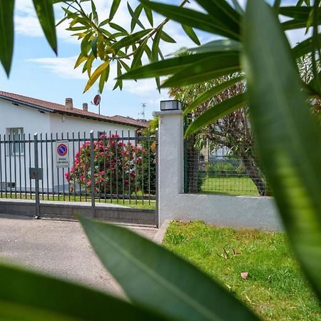 Casa Vacanza Acqua Dolce Maccagno Esterno foto