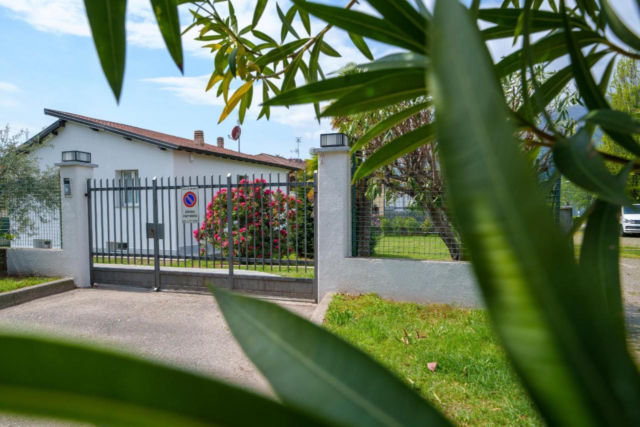 Casa Vacanza Acqua Dolce Maccagno Esterno foto