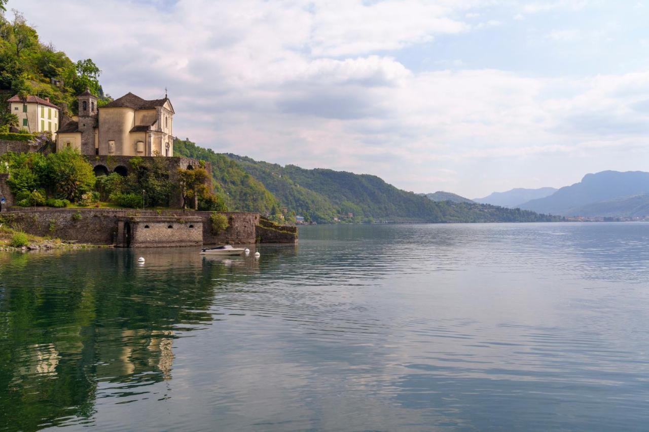 Casa Vacanza Acqua Dolce Maccagno Esterno foto
